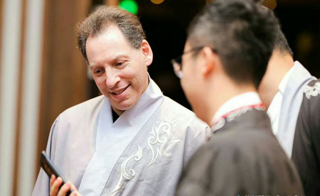 現(xiàn)場(chǎng)翻譯英語(yǔ)陪同翻譯一天要多少錢？