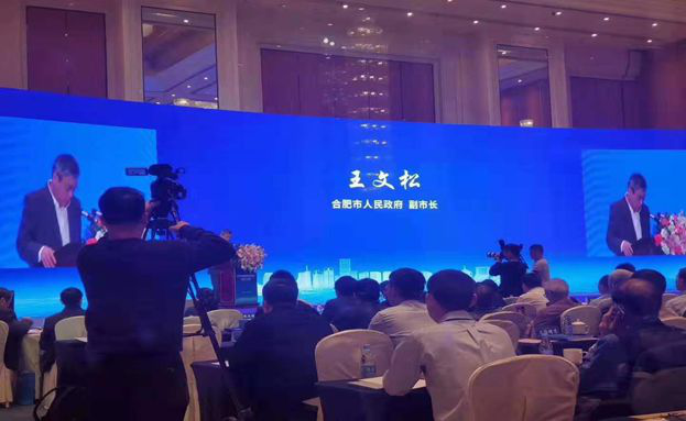 日語(yǔ)同聲翻譯一天需要多少錢？