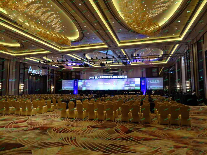 高級(jí)會(huì)議英語(yǔ)同聲翻譯價(jià)格是多少_尚語(yǔ)翻譯